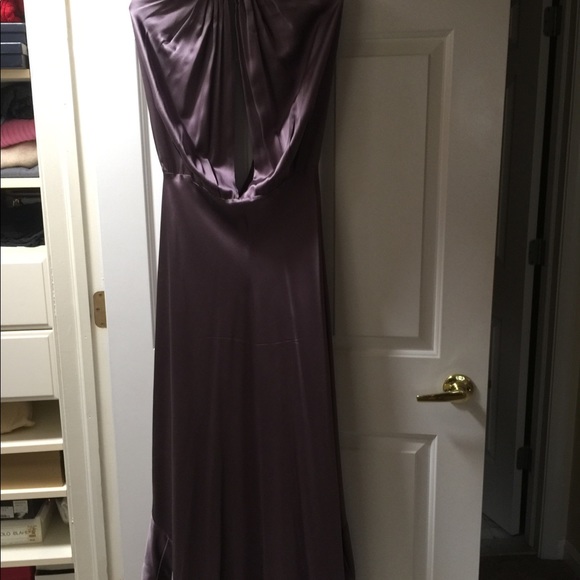 Beautiful gown - Picture 2 of 2